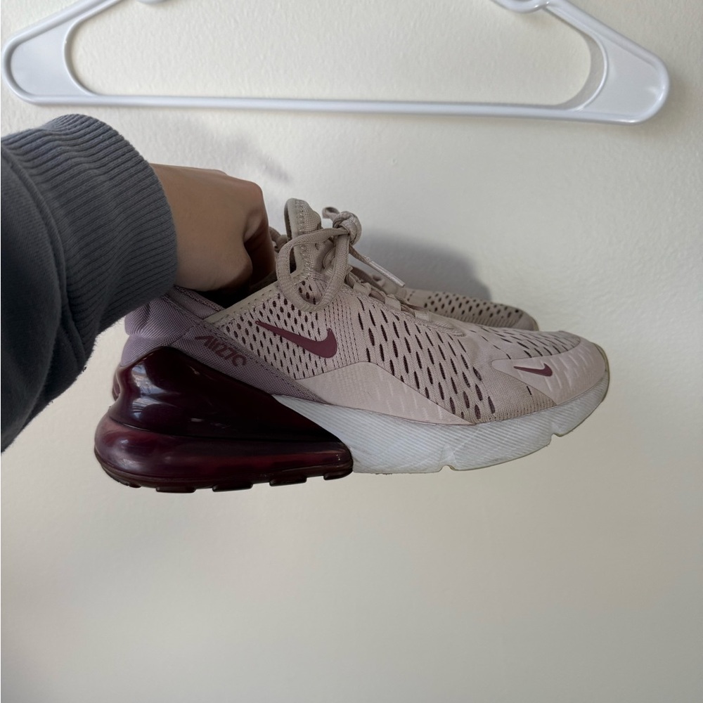 Nike Women's Air Max 270